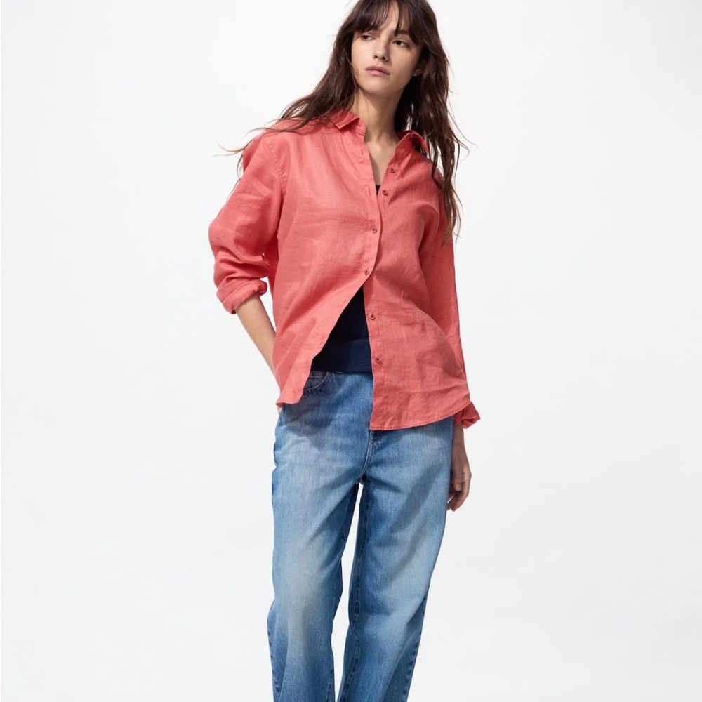 Uniqlo linen salmon button down